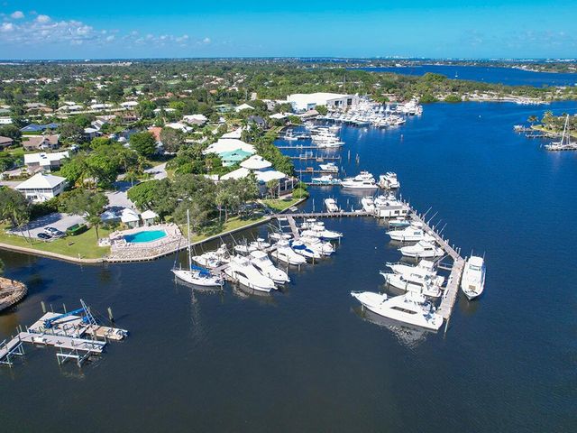 4083 SE Centerboard Lane 3-a, Stuart, FL 34997
