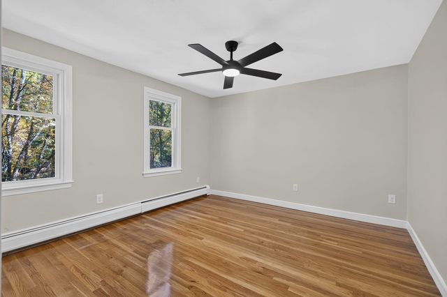 7 Hillcrest Dr, Chelmsford, MA 01824