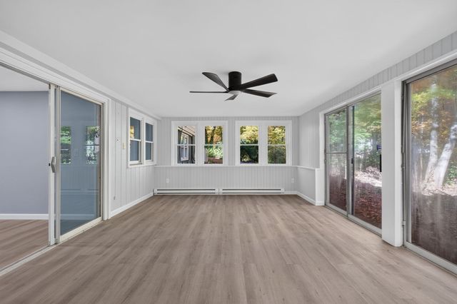 7 Hillcrest Dr, Chelmsford, MA 01824