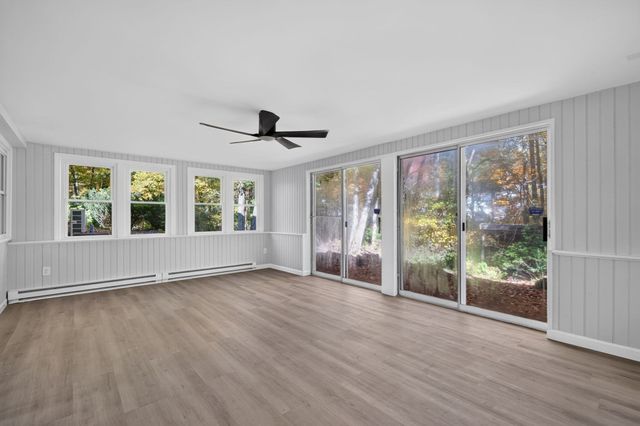 7 Hillcrest Dr, Chelmsford, MA 01824