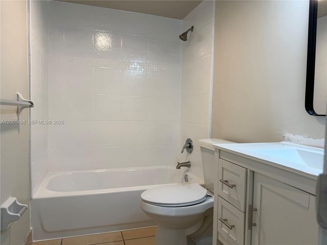 711 NE 2nd Ave 102, Fort Lauderdale, FL 33304