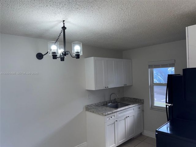 711 NE 2nd Ave 102, Fort Lauderdale, FL 33304