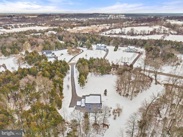 23605 ROUNDUP PL, Aldie, VA 20105