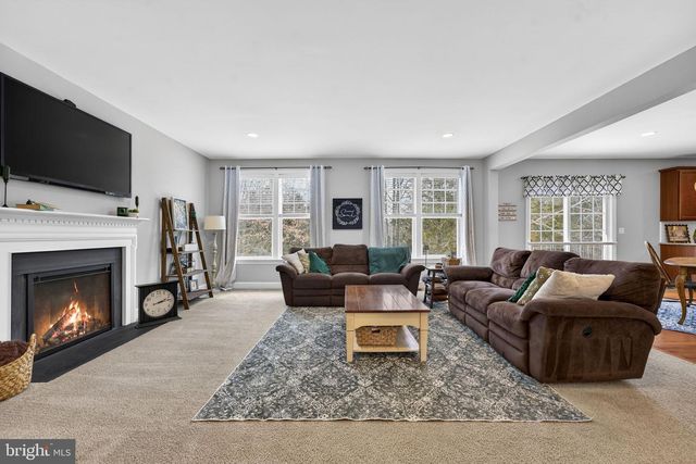 23605 ROUNDUP PL, Aldie, VA 20105