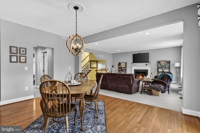 23605 ROUNDUP PL, Aldie, VA 20105