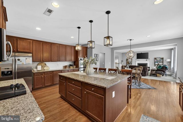 23605 ROUNDUP PL, Aldie, VA 20105