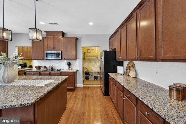 23605 ROUNDUP PL, Aldie, VA 20105