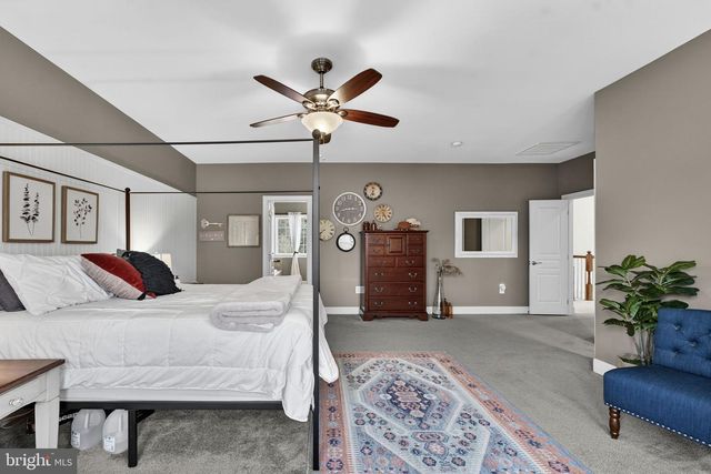 23605 ROUNDUP PL, Aldie, VA 20105