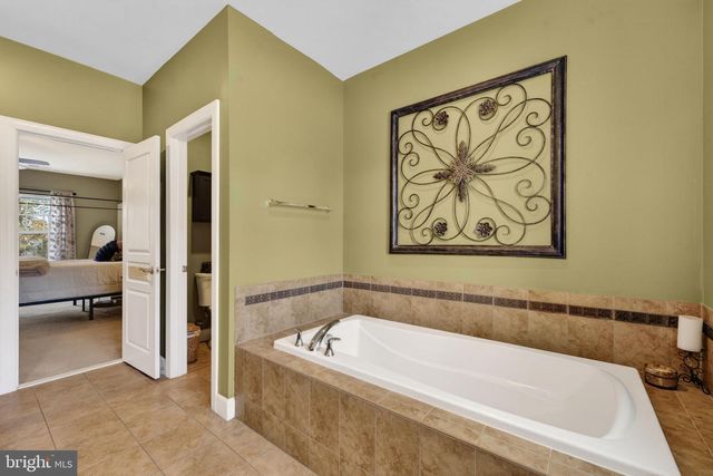 23605 ROUNDUP PL, Aldie, VA 20105