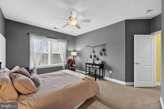 23605 ROUNDUP PL, Aldie, VA 20105