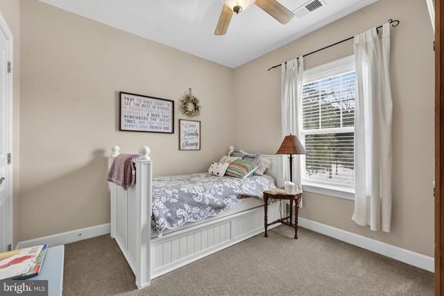 23605 ROUNDUP PL, Aldie, VA 20105