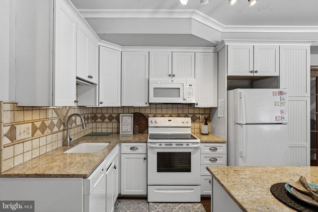 23605 ROUNDUP PL, Aldie, VA 20105