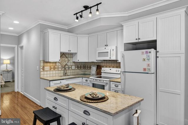 23605 ROUNDUP PL, Aldie, VA 20105