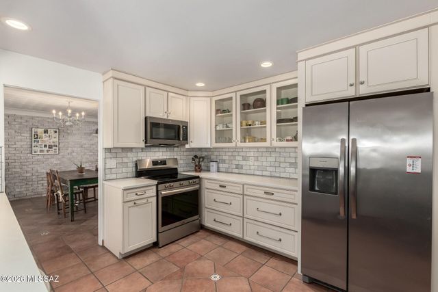 5702 E 6th Street, Tucson, AZ 85711