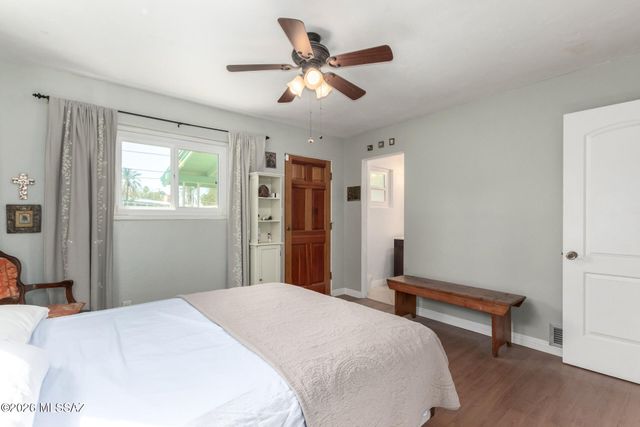 5702 E 6th Street, Tucson, AZ 85711