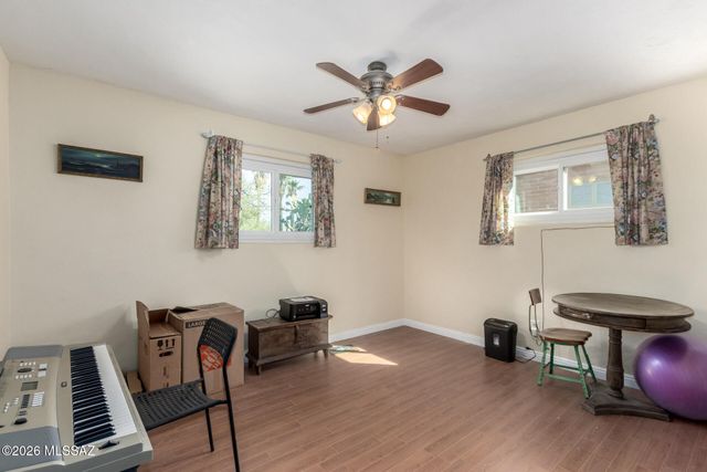 5702 E 6th Street, Tucson, AZ 85711