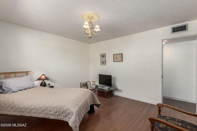 5702 E 6th Street, Tucson, AZ 85711