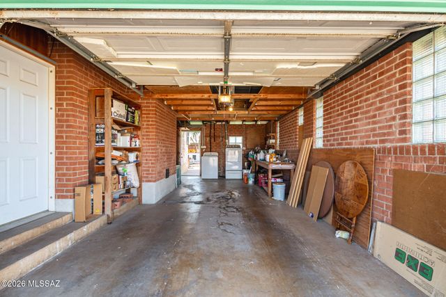 5702 E 6th Street, Tucson, AZ 85711