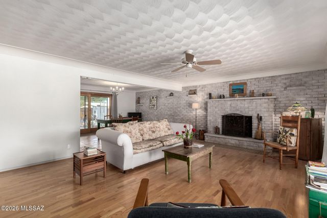 5702 E 6th Street, Tucson, AZ 85711