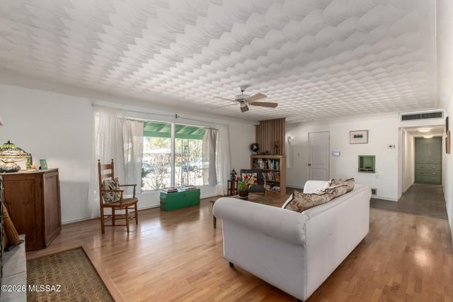 5702 E 6th Street, Tucson, AZ 85711