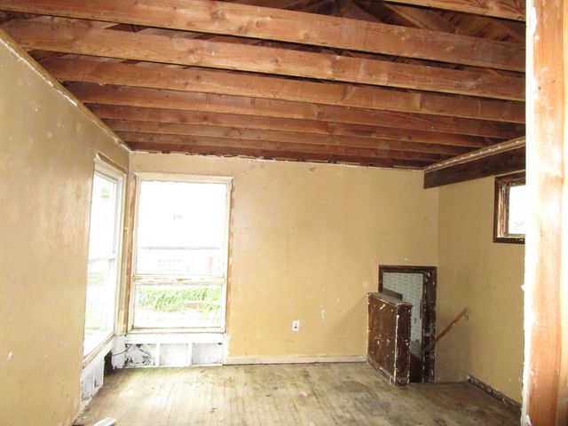 240 Linden Avenue, Bellwood, IL 60104