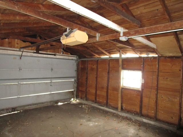 240 Linden Avenue, Bellwood, IL 60104