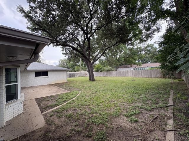 3509 Wharton Drive, Fort Worth, TX 76133