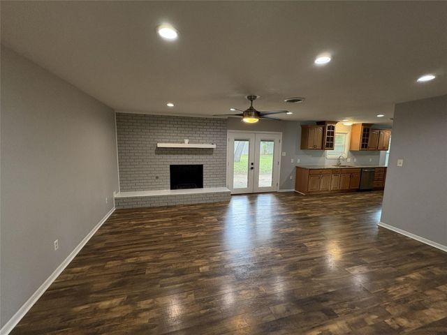 3509 Wharton Drive, Fort Worth, TX 76133