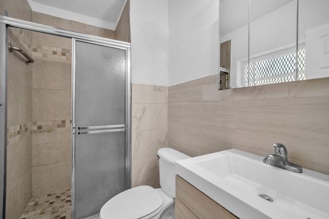 461 NW 17TH Place, Fort Lauderdale, FL 33311