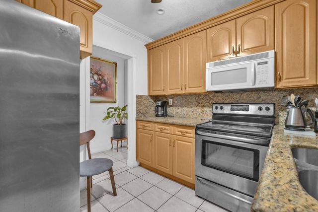 461 NW 17TH Place, Fort Lauderdale, FL 33311