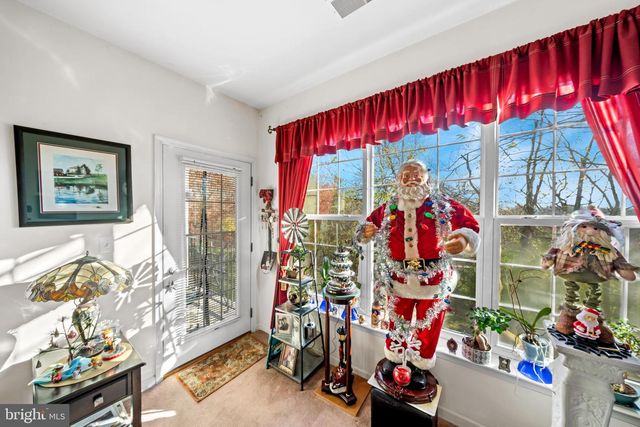 6107 LYDIA HOLLOW DR, Glen Mills, PA 19342