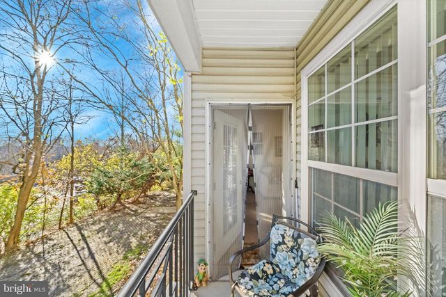 6107 LYDIA HOLLOW DR, Glen Mills, PA 19342