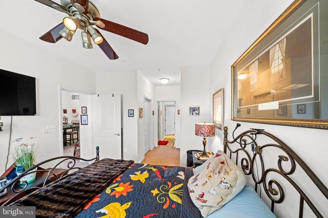 6107 LYDIA HOLLOW DR, Glen Mills, PA 19342