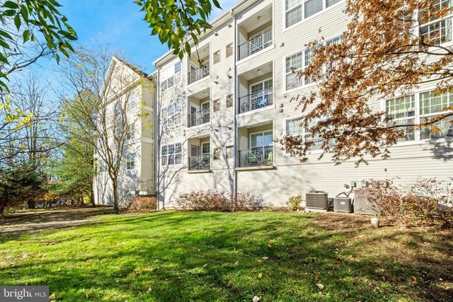 6107 LYDIA HOLLOW DR, Glen Mills, PA 19342