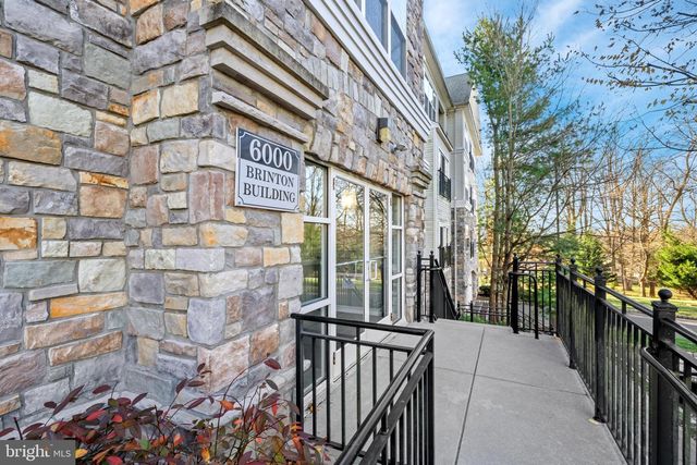 6107 LYDIA HOLLOW DR, Glen Mills, PA 19342