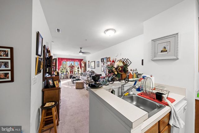 6107 LYDIA HOLLOW DR, Glen Mills, PA 19342