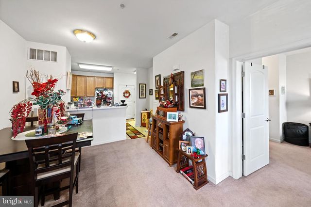 6107 LYDIA HOLLOW DR, Glen Mills, PA 19342