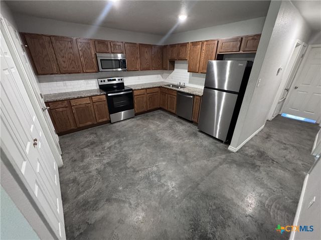 1615 Pontotoc Trace B, Harker Heights, TX 76548