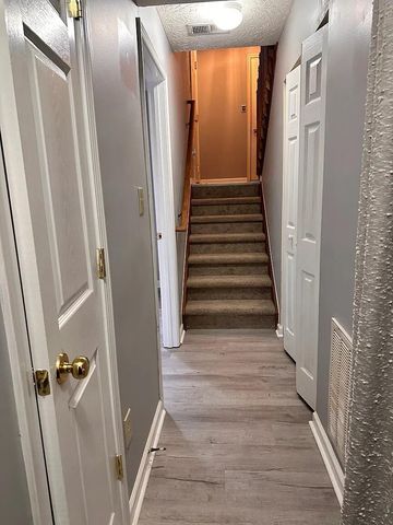 305 Johns Turn Trail, Lexington, KY 40514