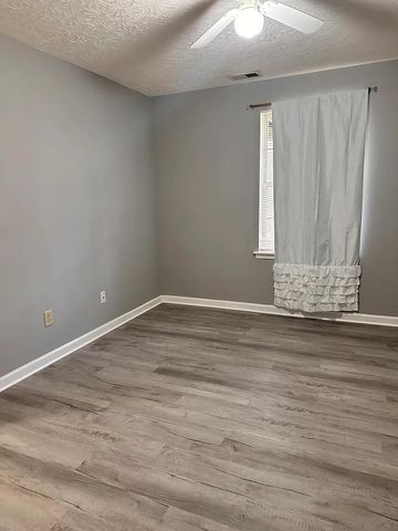 305 Johns Turn Trail, Lexington, KY 40514