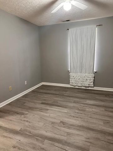 305 Johns Turn Trail, Lexington, KY 40514