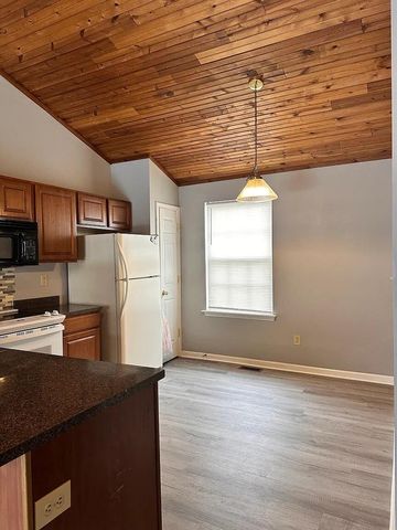 305 Johns Turn Trail, Lexington, KY 40514