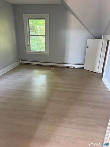 16 Fourth Street, Waterbury, CT 06708