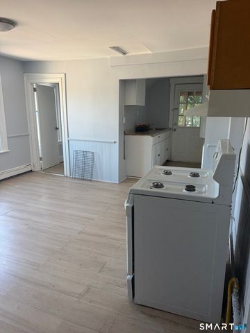 16 Fourth Street, Waterbury, CT 06708