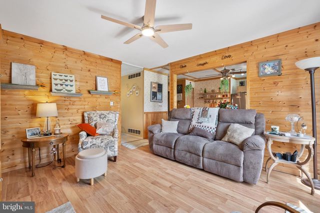 22 ARCTURUS DR, Sewell, NJ 08080