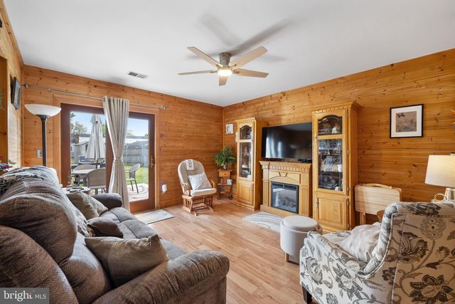 22 ARCTURUS DR, Sewell, NJ 08080