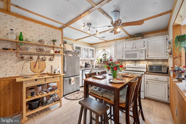 22 ARCTURUS DR, Sewell, NJ 08080