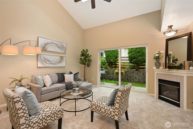 2001 120th Place SE #7-101, Everett, WA 98208