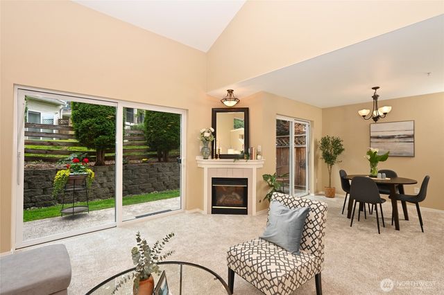 2001 120th Place SE #7-101, Everett, WA 98208