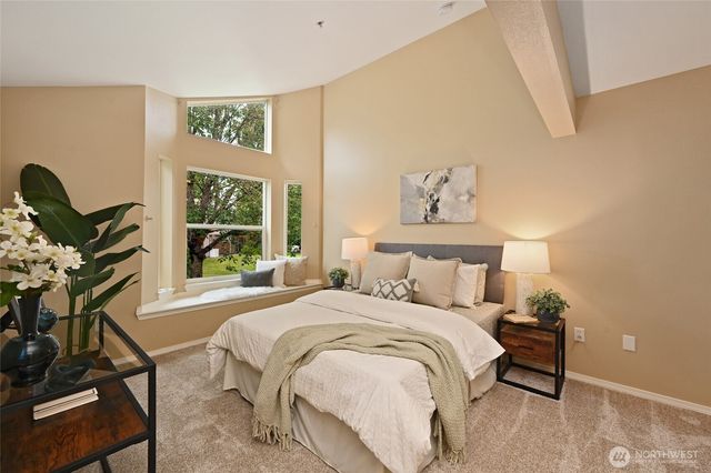 2001 120th Place SE #7-101, Everett, WA 98208